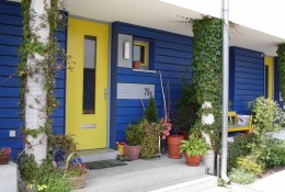 <p><strong>Freiraumplanung Gartensiedlung in Herdecke</strong></p><p>individuell gestaltete Eingänge</p>